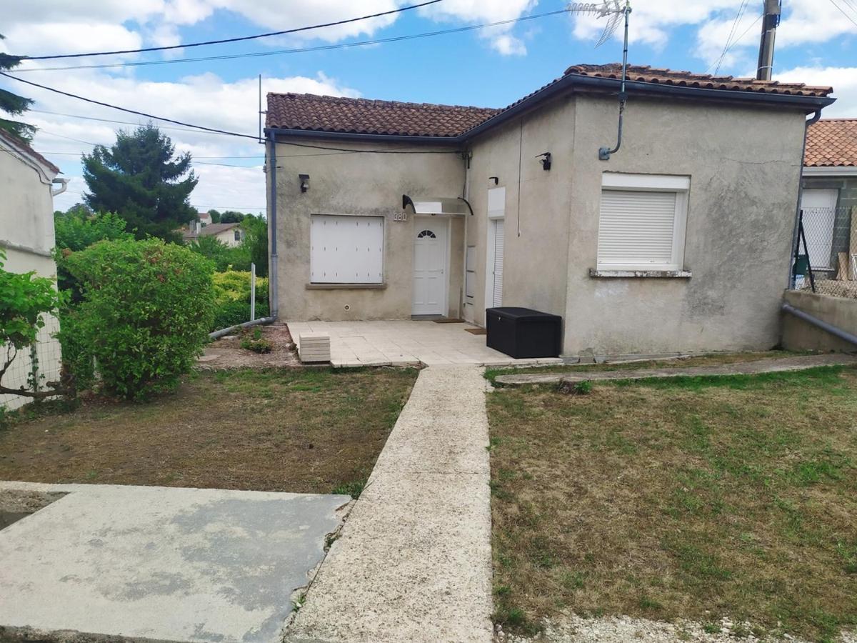 Appartement T2- Le Bon Accueil / Wifi / Parking Angulema Exterior foto